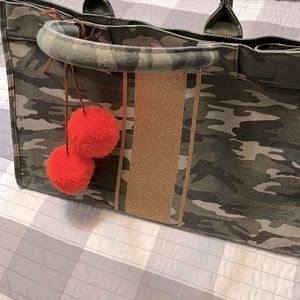 Quilted Koala east/west large canvas tote